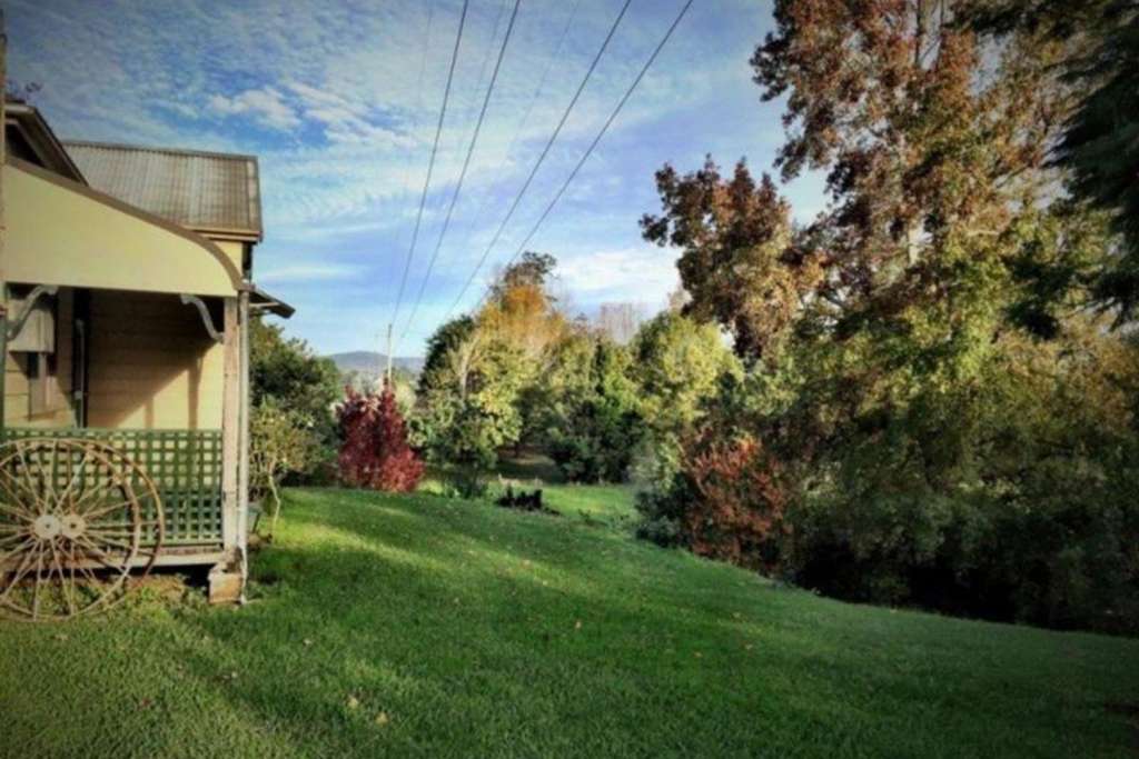 2286 The Bucketts Way, BOORAL, NSW 2425 AUS