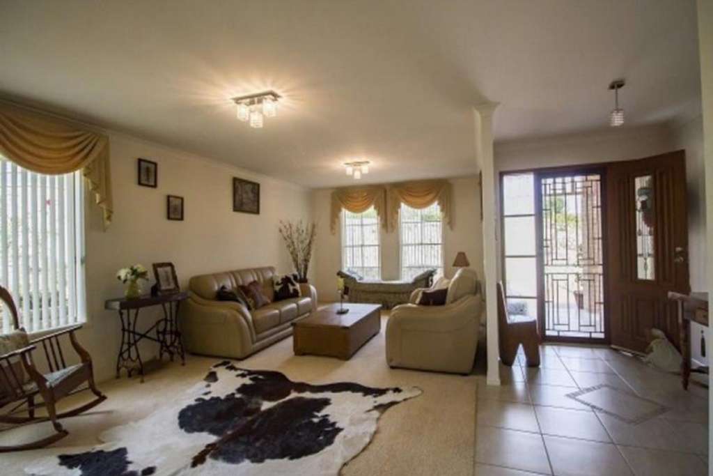 19 Nicholls Street, STROUD, NSW 2425 AUS