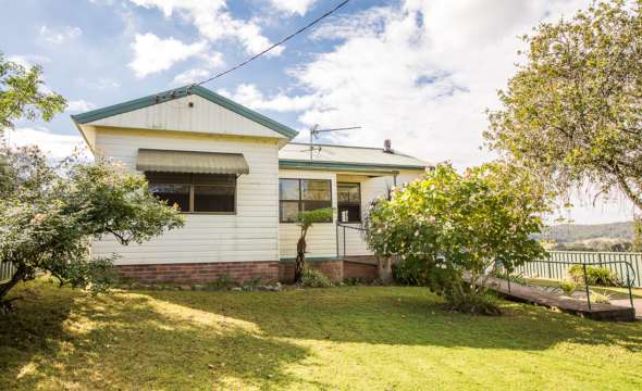 4 Cowper Street, STROUD, NSW 2425 AUS