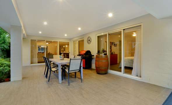 25 Augusta Place, MEDOWIE, NSW 2318 AUS