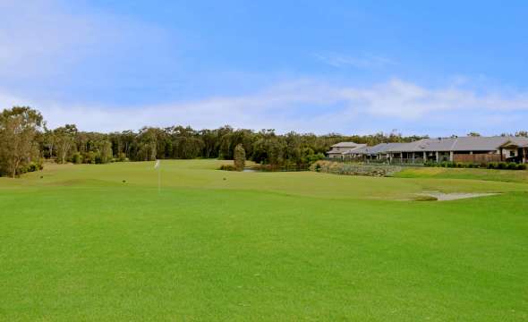 25 Augusta Place, MEDOWIE, NSW 2318 AUS