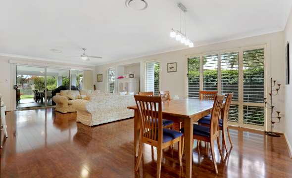 25 Augusta Place, MEDOWIE, NSW 2318 AUS