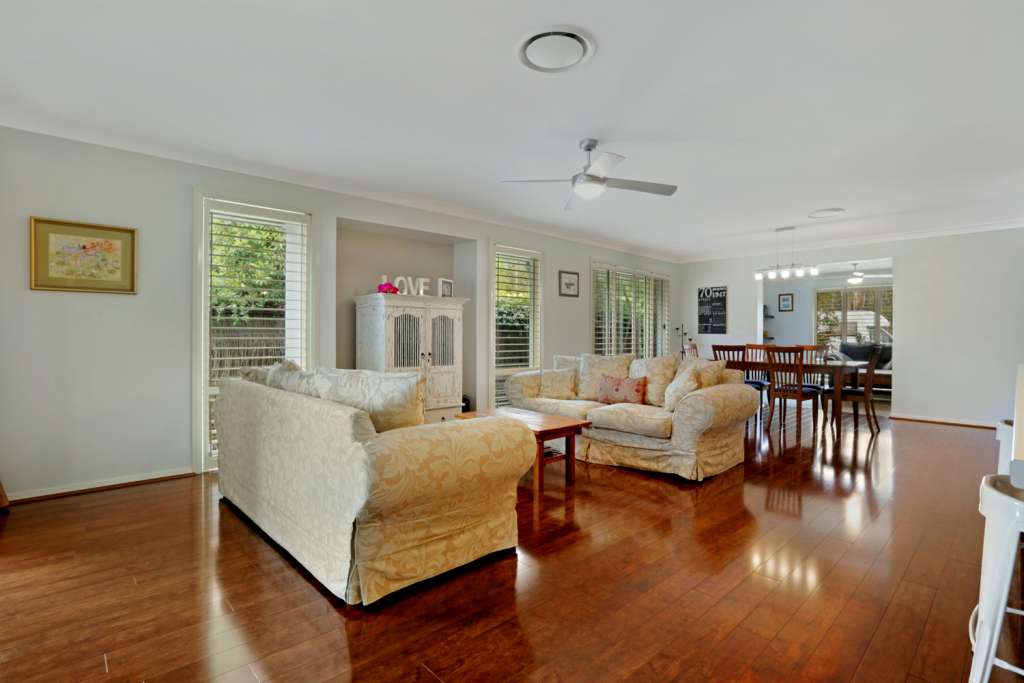 25 Augusta Place, MEDOWIE, NSW 2318 AUS