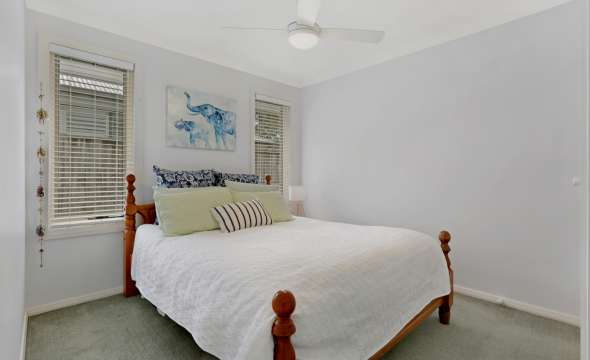 25 Augusta Place, MEDOWIE, NSW 2318 AUS