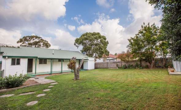 21 Gwen Parade, RAYMOND TERRACE, NSW 2324 AUS