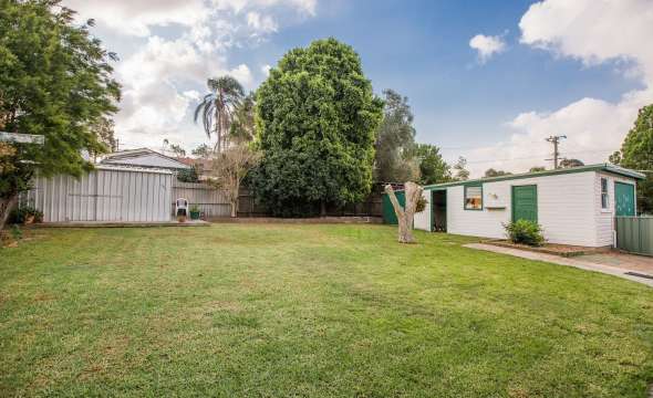 21 Gwen Parade, RAYMOND TERRACE, NSW 2324 AUS