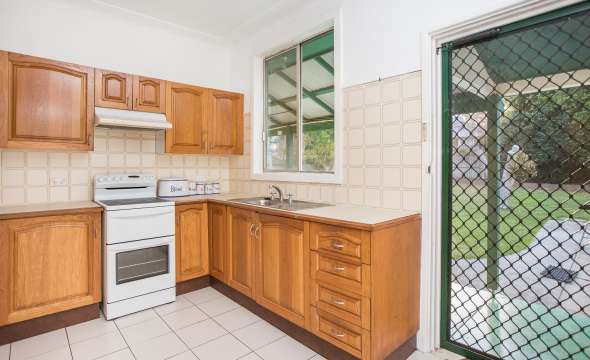 21 Gwen Parade, RAYMOND TERRACE, NSW 2324 AUS