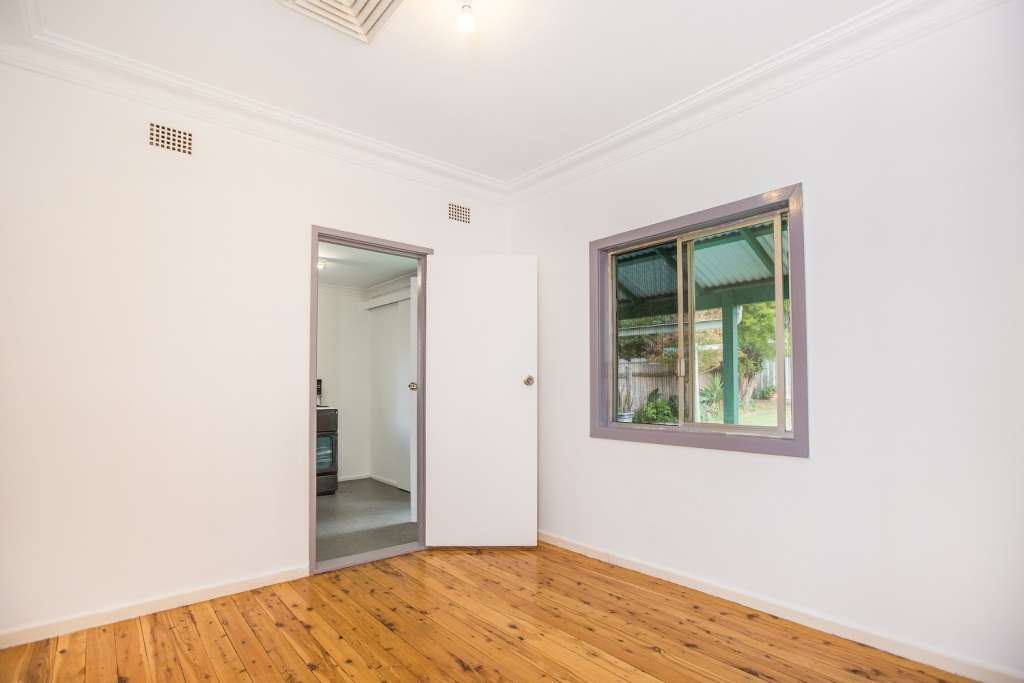 21 Gwen Parade, RAYMOND TERRACE, NSW 2324 AUS