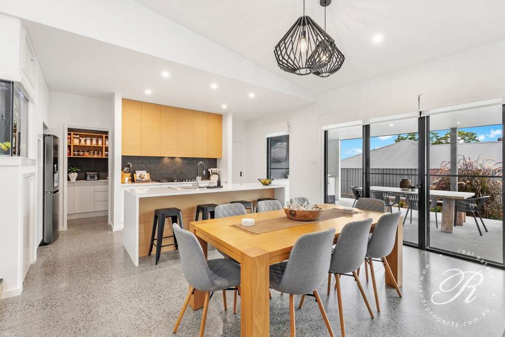 61 Federation Drive, Medowie, NSW 2318 AUS