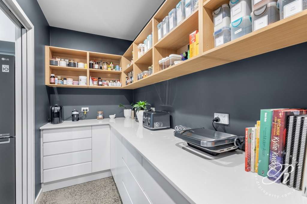 61 Federation Drive, Medowie, NSW 2318 AUS