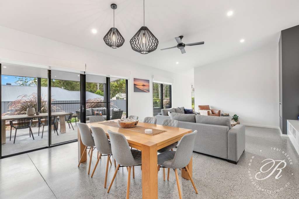 61 Federation Drive, Medowie, NSW 2318 AUS