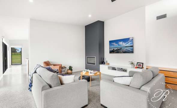 61 Federation Drive, Medowie, NSW 2318 AUS