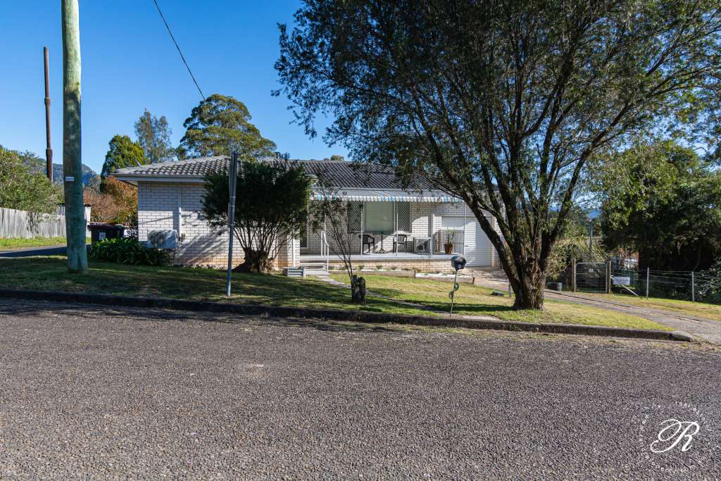 3 Northgate Street, Gloucester, NSW 2422 AUS