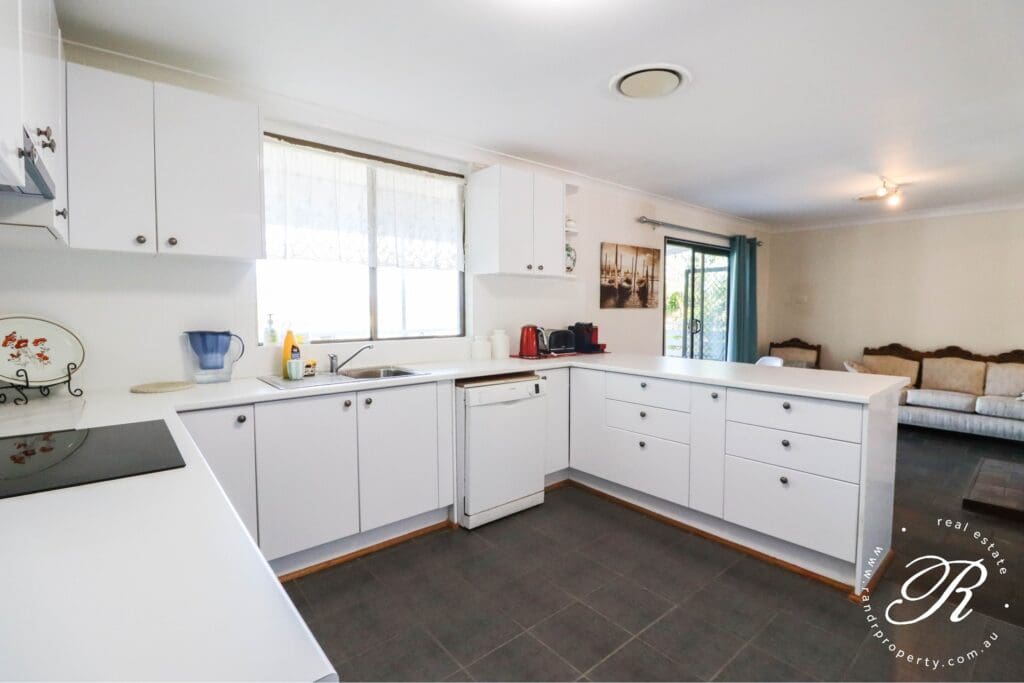 8 Richmond Street, Bulahdelah, NSW 2423 AUS