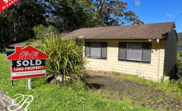 24 Crown Close, Tarbuck Bay, NSW 2428 AUS