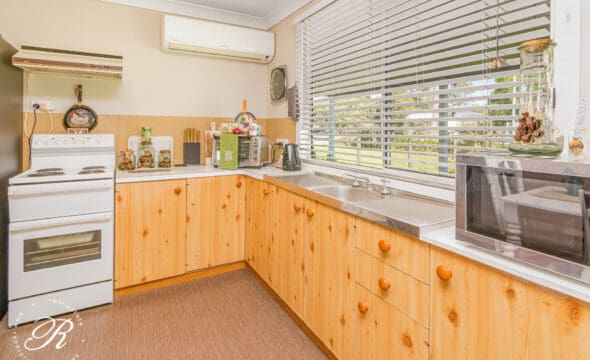 30 Cowper Street, Stroud, NSW 2425 AUS