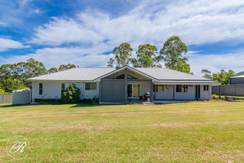 18 Wye Street, Stroud, NSW 2425 AUS