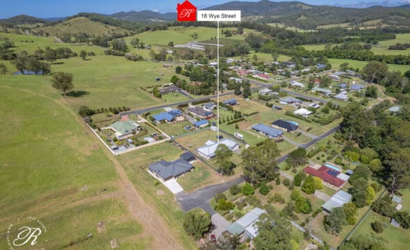 18 Wye Street, Stroud, NSW 2425 AUS