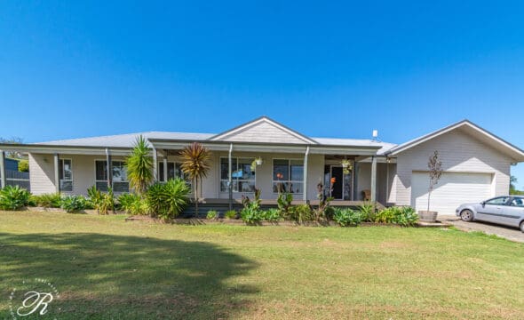 18 Wye Street, Stroud, NSW 2425 AUS