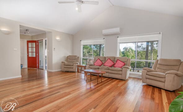 18 Wye Street, Stroud, NSW 2425 AUS