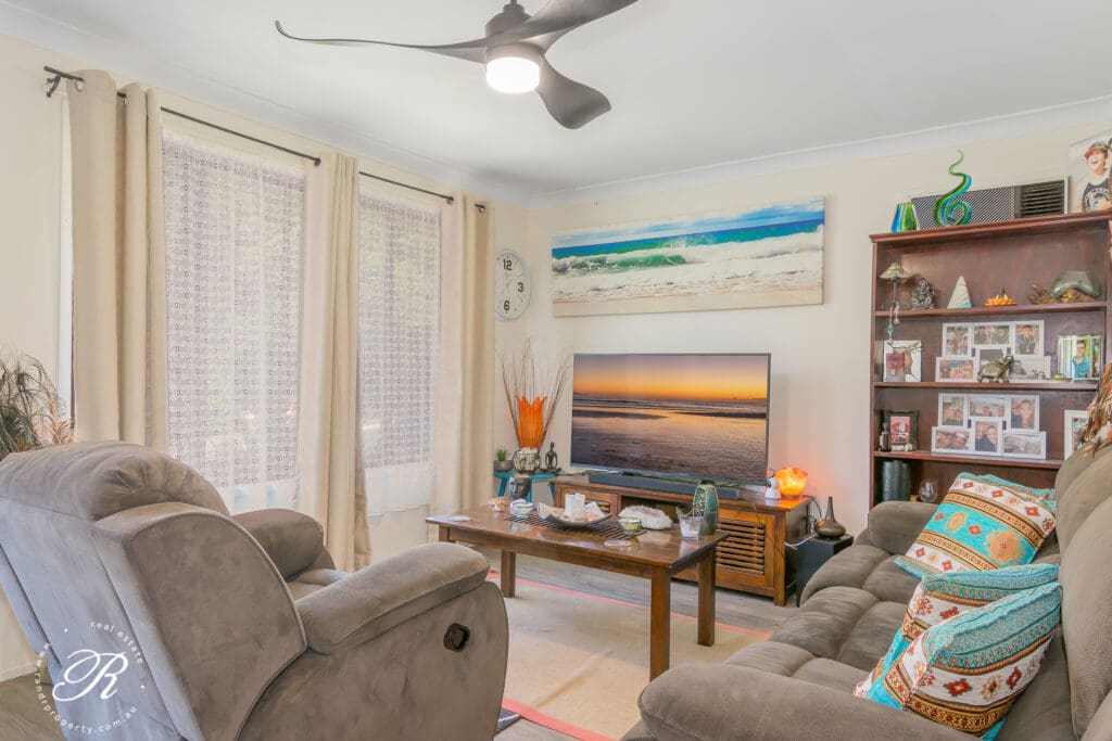 24 Bindowan Crescent, Maryland, NSW 2287 AUS