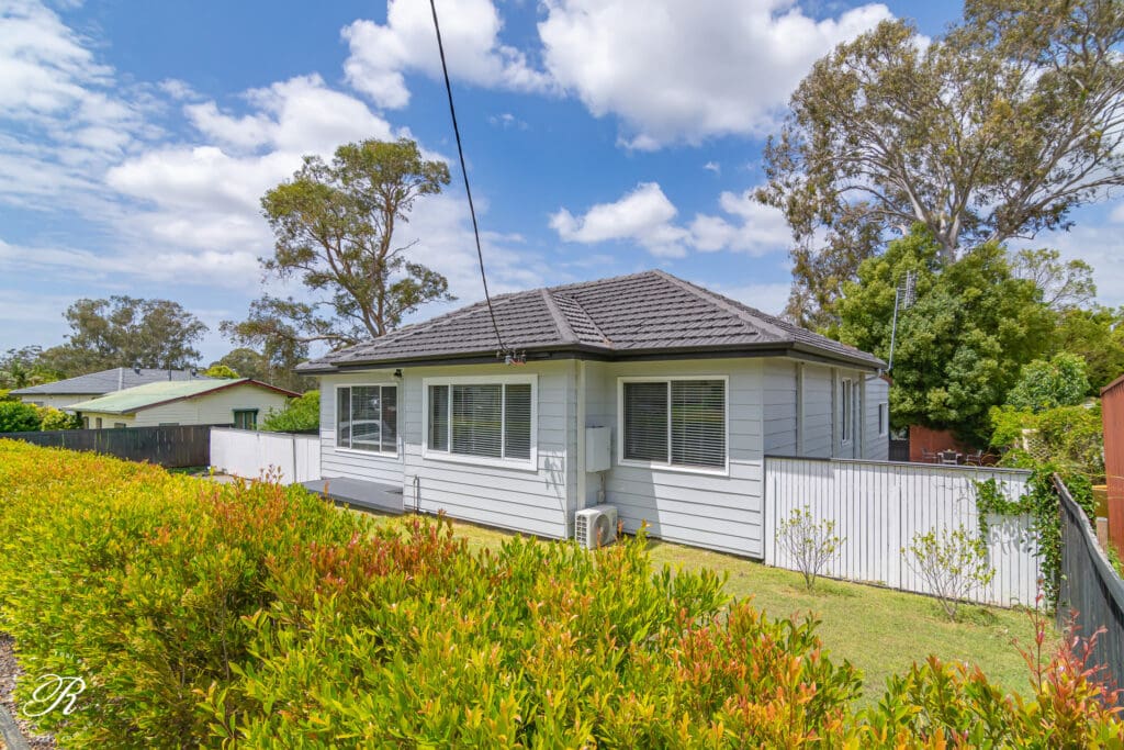30 Alma Street, Raymond Terrace, NSW 2324 AUS