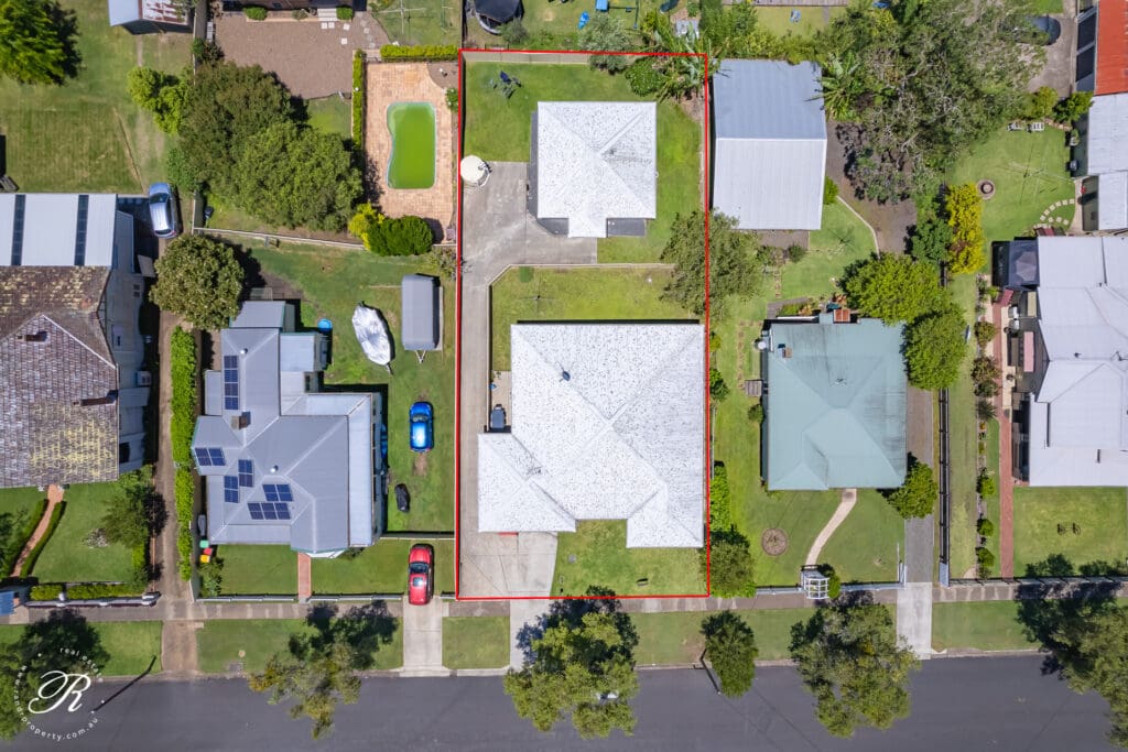 102 + 102a Wynter Street, Taree, NSW 2430 AUS