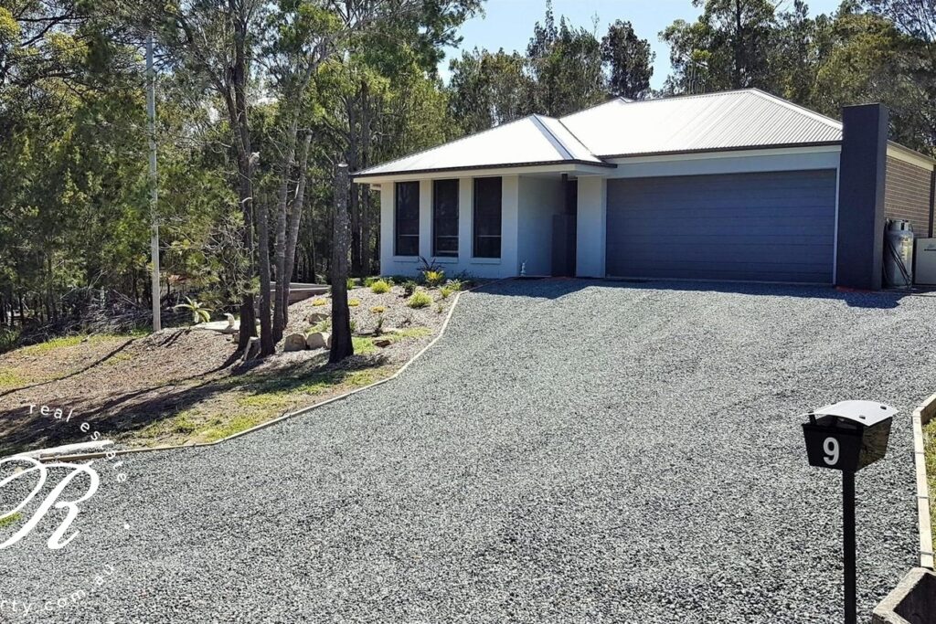 9 Yallambee Street, Coomba Park, NSW 2428 AUS