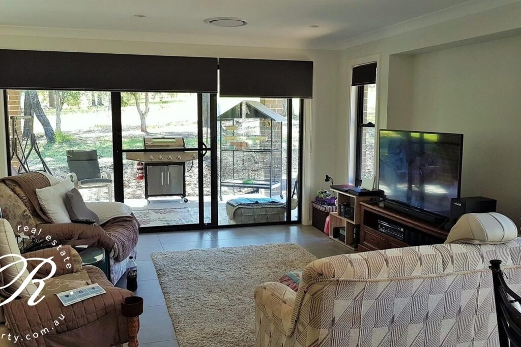 9 Yallambee Street, Coomba Park, NSW 2428 AUS