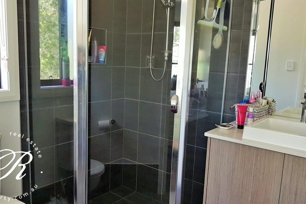 9 Yallambee Street, Coomba Park, NSW 2428 AUS