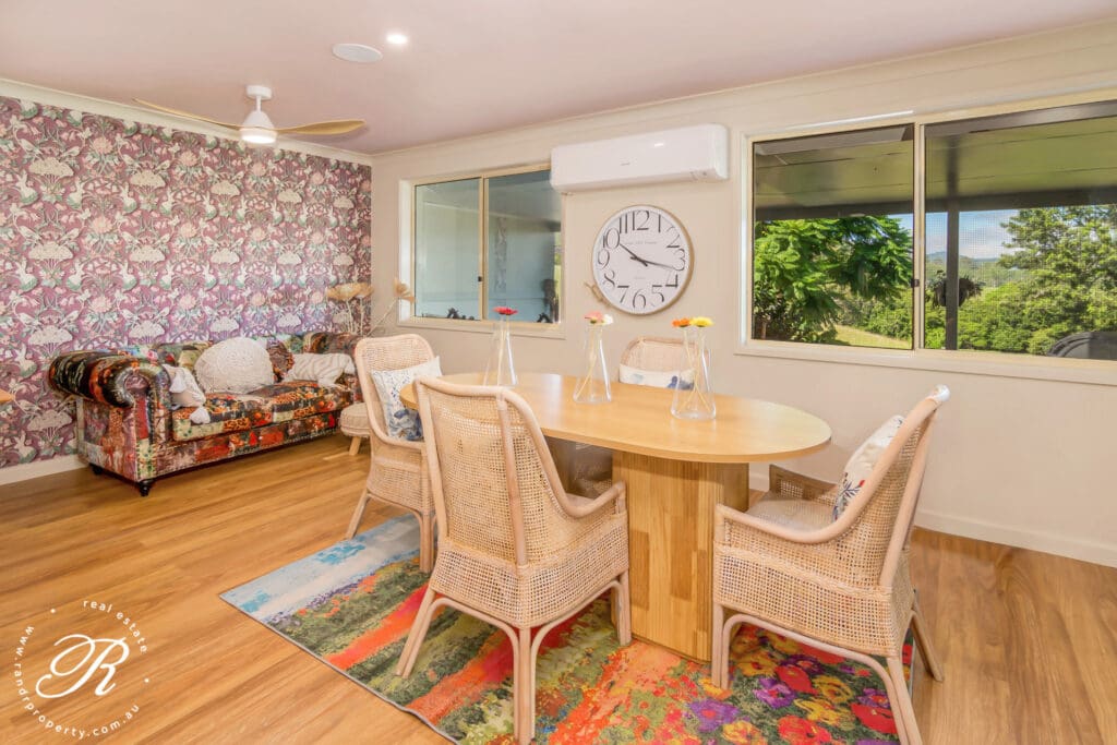 Stroud, NSW 2425 AUS