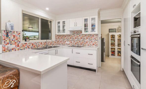 Stroud, NSW 2425 AUS