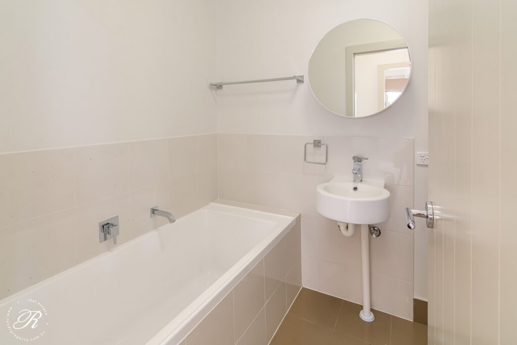34 Cowper Street, Gloucester, NSW 2422 AUS