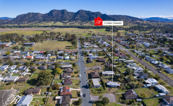 2 Cedar Crescent, Gloucester, NSW 2422 AUS