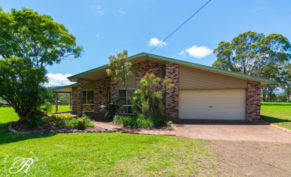 8 Collaroy Avenue, Barrington, NSW 2422 AUS