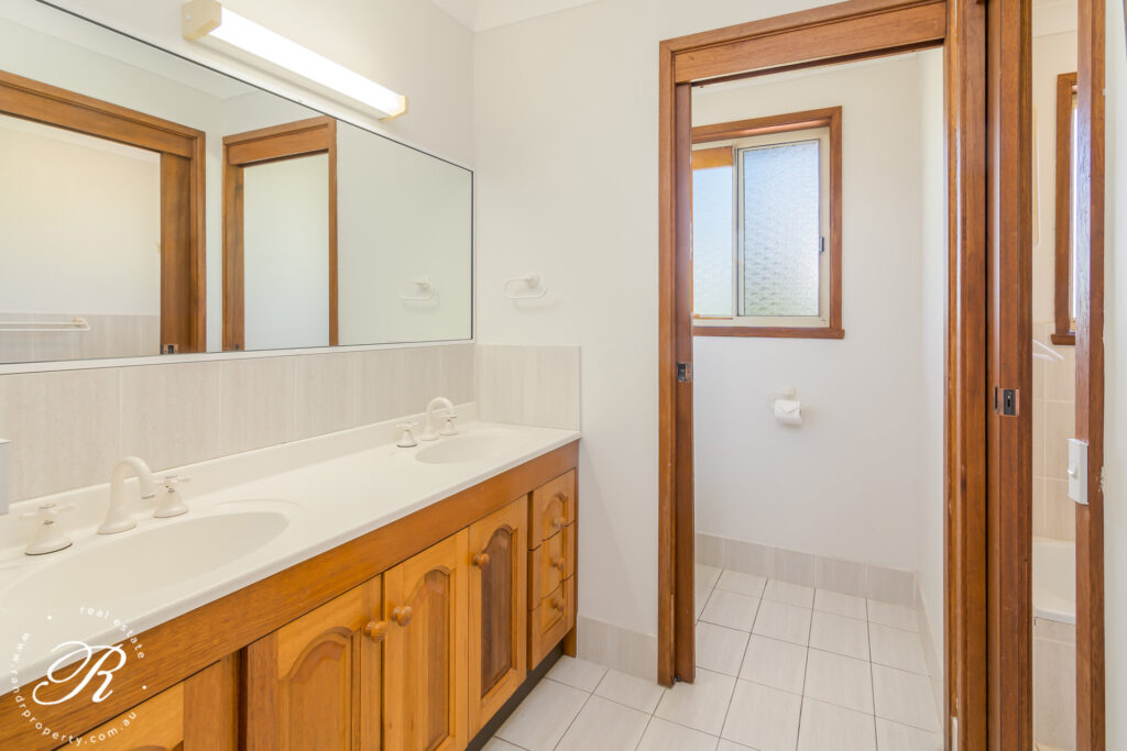 8 Collaroy Avenue, Barrington, NSW 2422 AUS