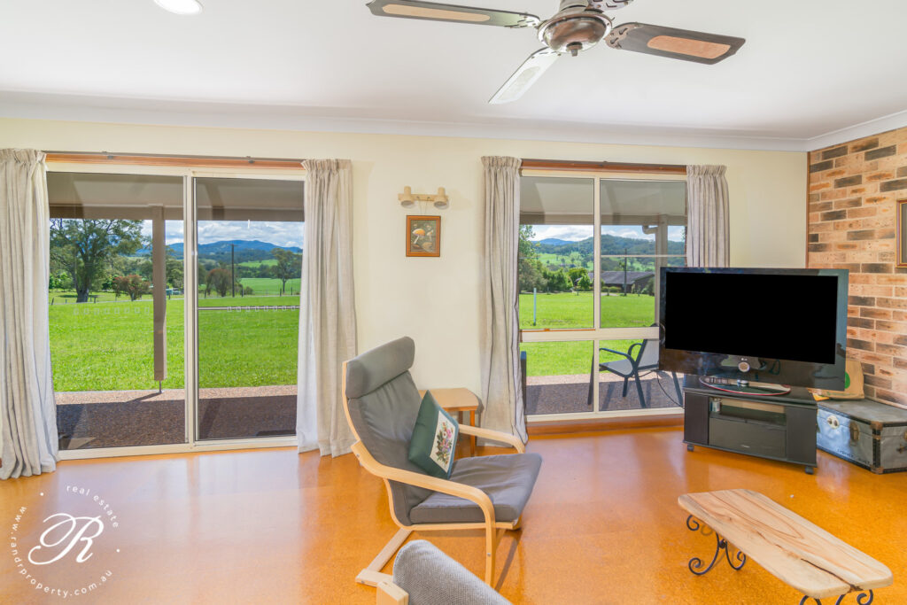 8 Collaroy Avenue, Barrington, NSW 2422 AUS