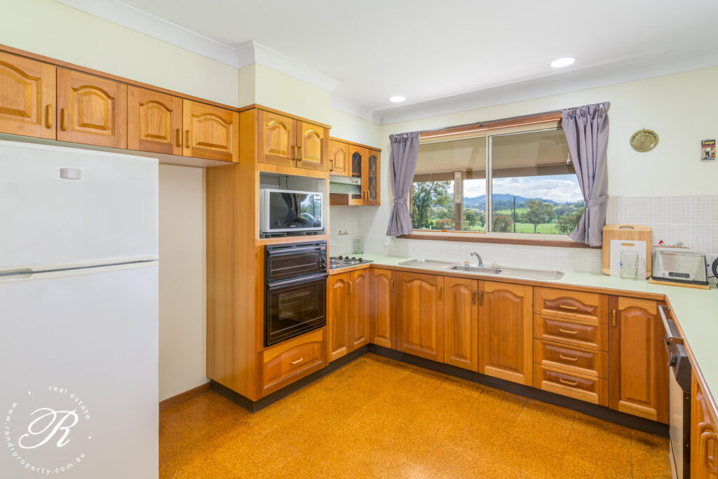 8 Collaroy Avenue, Barrington, NSW 2422 AUS