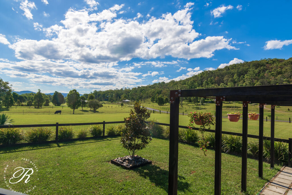 72 Suncrest Close, Bulahdelah, NSW 2423 AUS