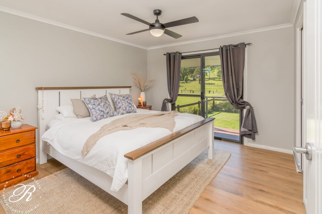 72 Suncrest Close, Bulahdelah, NSW 2423 AUS