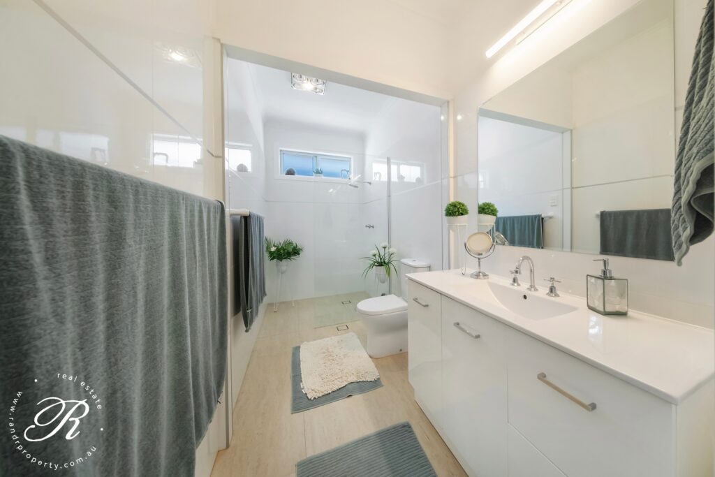 132 Church Street, Gloucester, NSW 2422 AUS