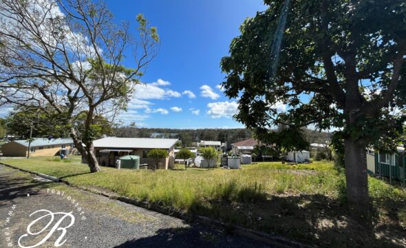 5 Illawarra Crescent, Coomba Park, NSW 2428 AUS