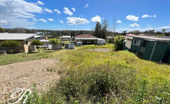 5 Illawarra Crescent, Coomba Park, NSW 2428 AUS