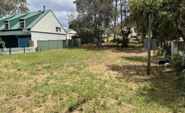24 Coomba Road, Coomba Park, NSW 2428 AUS