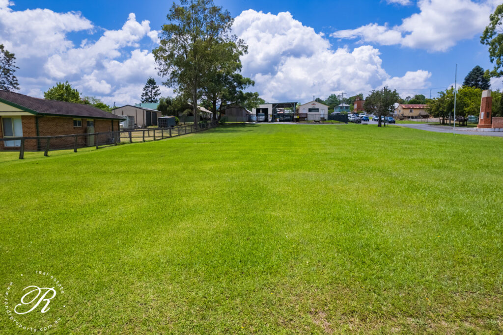 8 Gloucester Street, Stroud, NSW 2425 AUS