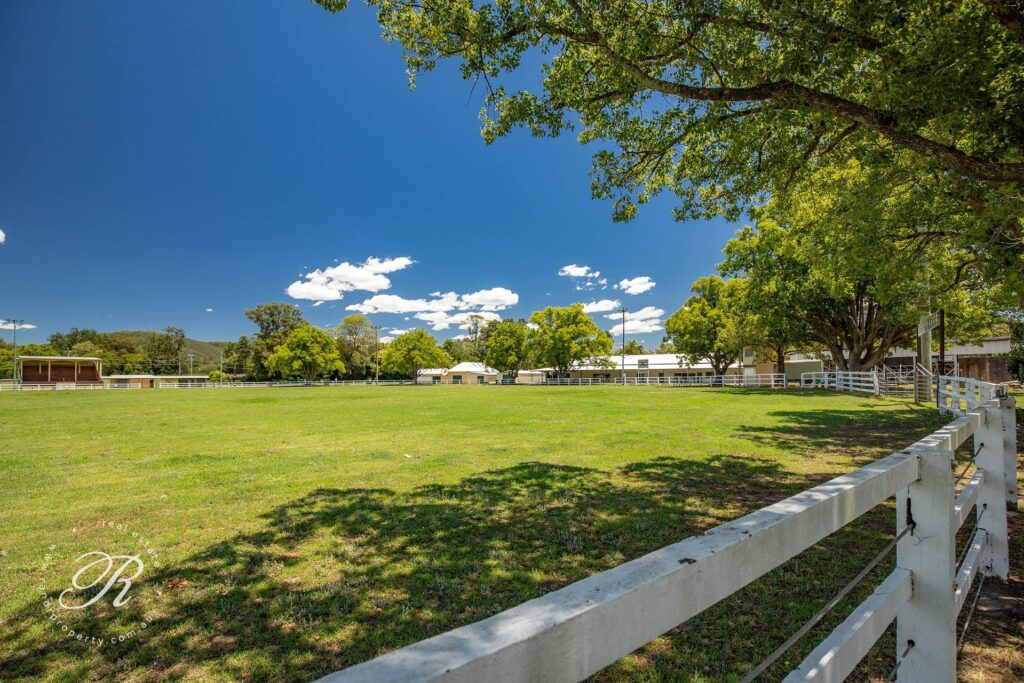 8 Gloucester Street, Stroud, NSW 2425 AUS