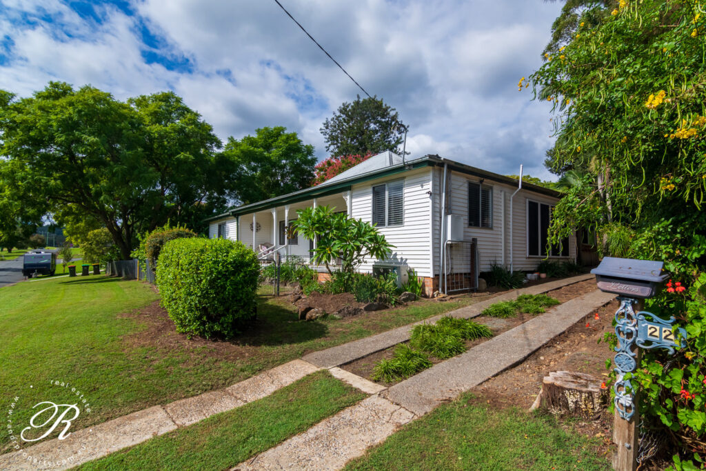 22 Memorial Avenue, STROUD, NSW 2425 AUS