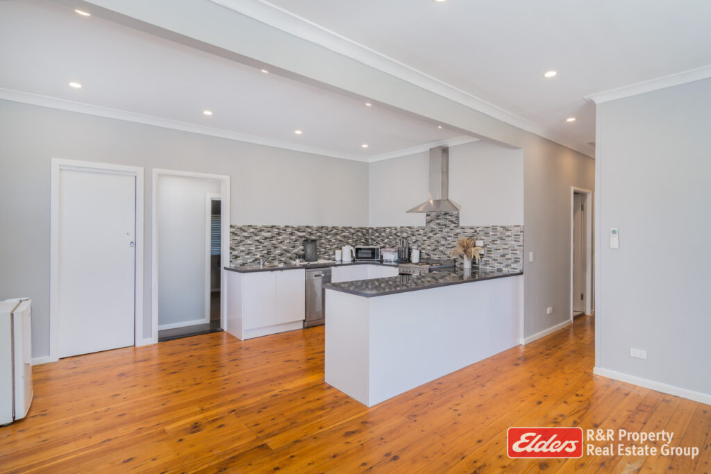 30 Alma Street, RAYMOND TERRACE, NSW 2324 AUS