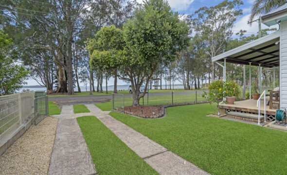 27 Waterfront Road, SWAN BAY, NSW 2324 AUS