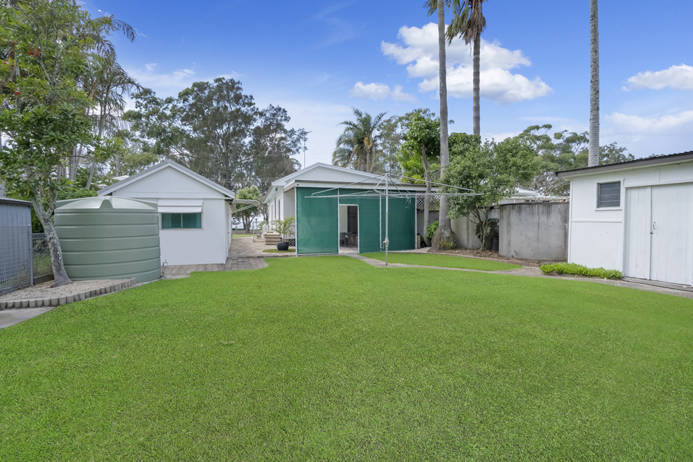 27 Waterfront Road, SWAN BAY, NSW 2324 AUS